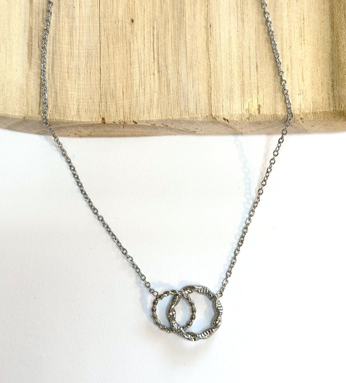 Collier Berne