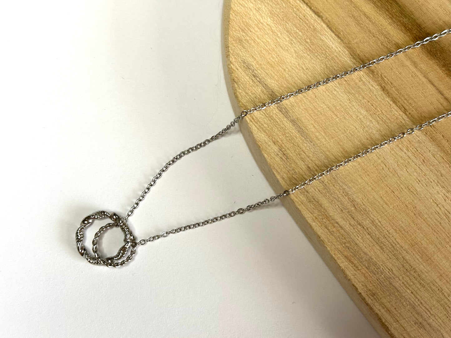 Collier Berne