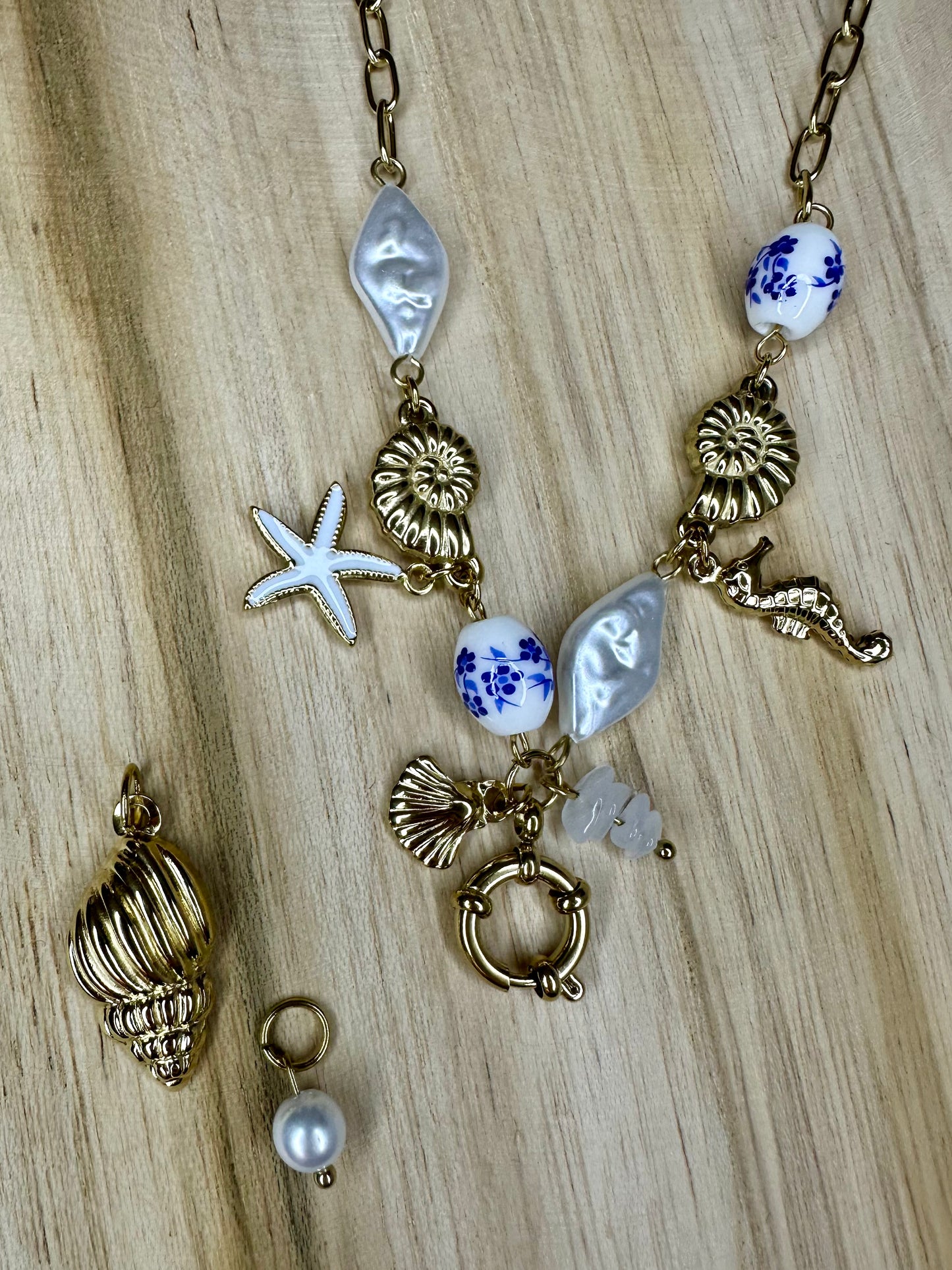 Collier Milos