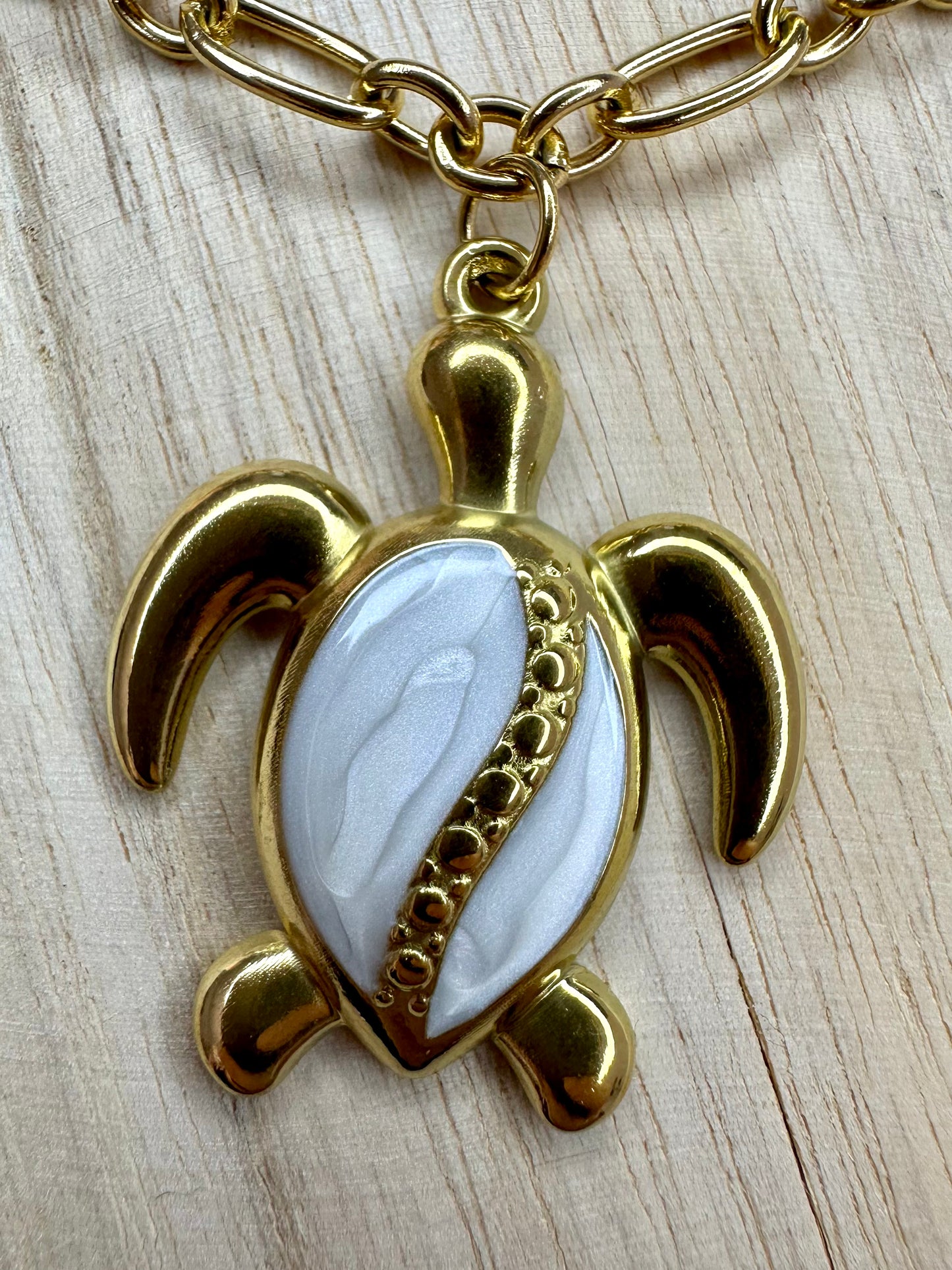 Collier Aldabra